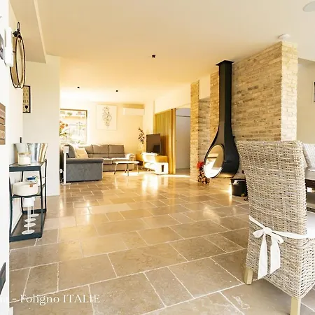 # Important Notice Before Request Read Carefully # Before Making A Reservation Request Please Read What Is Written In My Host Profile At Bottom Of Page Otherwise Your Request Will Be Rejected # Luxury Villa In Italy # Διαμέρισμα